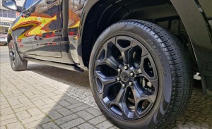 RAM 1500 5.7 V8 Limited Night Edition CD 4X4 2023/2024