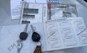 TOYOTA HILUX SW4 3.0 SRV 4X4 7 Lugares 16V Turbo Intercooler 2010/2011