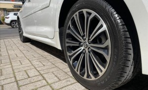 TOYOTA COROLLA 1.8 VVT-I Hybrid Altis Premium 2022/2023