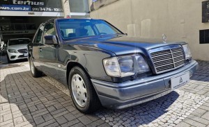 MERCEDES-BENZ E 320 3.2 Elegance V6 1995/1995