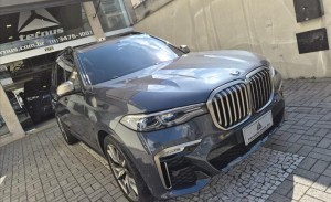 BMW X7 4.4 V8 M50i 2021/2022