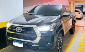 TOYOTA HILUX 2.8 D-4d Turbo CD SRV 4X4 2025/2025