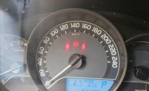 TOYOTA COROLLA 1.8 GLI 16V 2014/2015