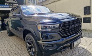 RAM 1500 5.7 V8 Limited Night Edition CD 4X4 2023/2024
