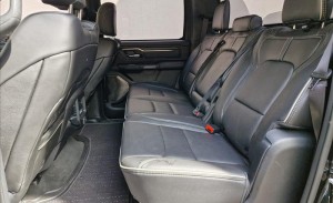 RAM 1500 5.7 V8 Limited Night Edition CD 4X4 2023/2024