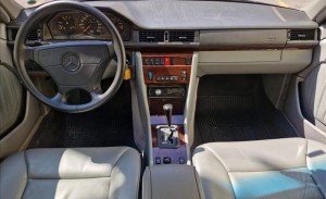 MERCEDES-BENZ E 320 3.2 Elegance V6 1995/1995