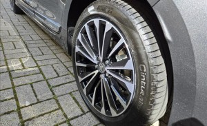 TOYOTA COROLLA 1.8 VVT-I Hybrid Altis Premium 2025/2025