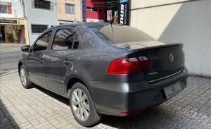 VOLKSWAGEN VOYAGE 1.6 MSI Totalflex Highline I-motion 2017/2017