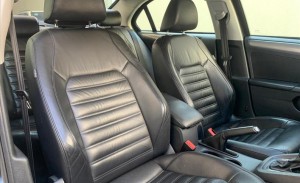VOLKSWAGEN JETTA 2.0 TSI Highline 200cv 2012/2012