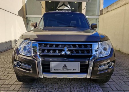 MITSUBISHI PAJERO FULL 3.2 HPE 4X4 16V Turbo Intercooler 2017/2018