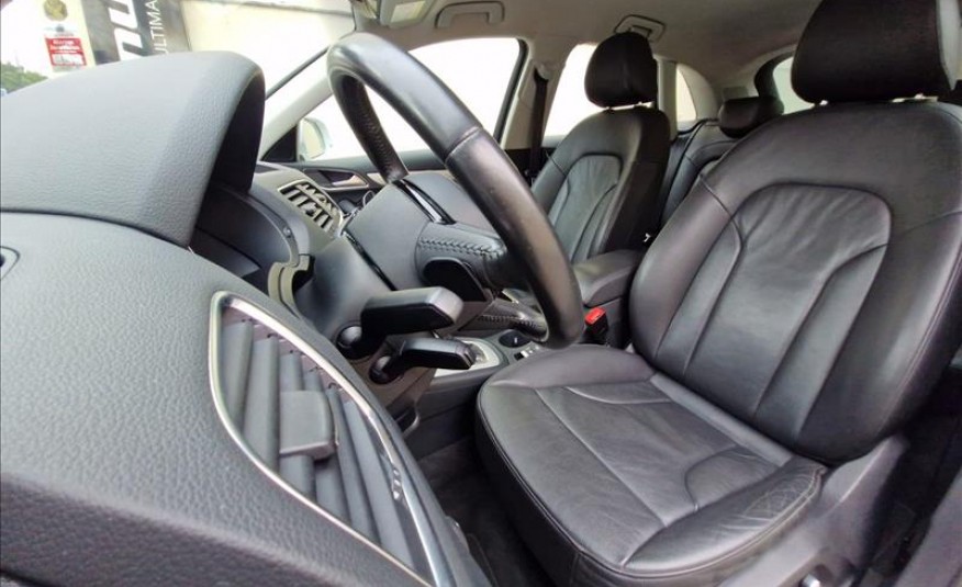 AUDI Q3 1.4 TFSI Attraction S Tronic 2017/2018