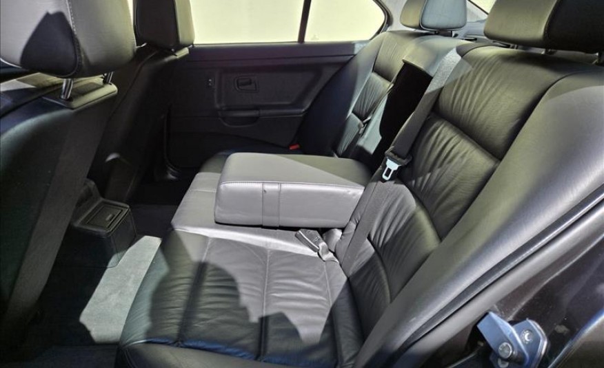 BMW 325I 2.5 Sedan 24V 1993/1993