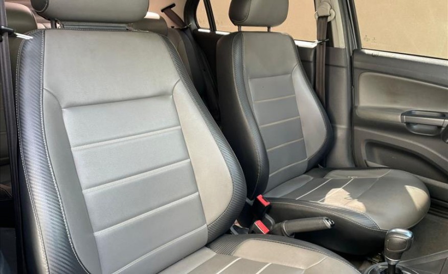 VOLKSWAGEN VOYAGE 1.6 MSI Totalflex Highline I-motion 2017/2017