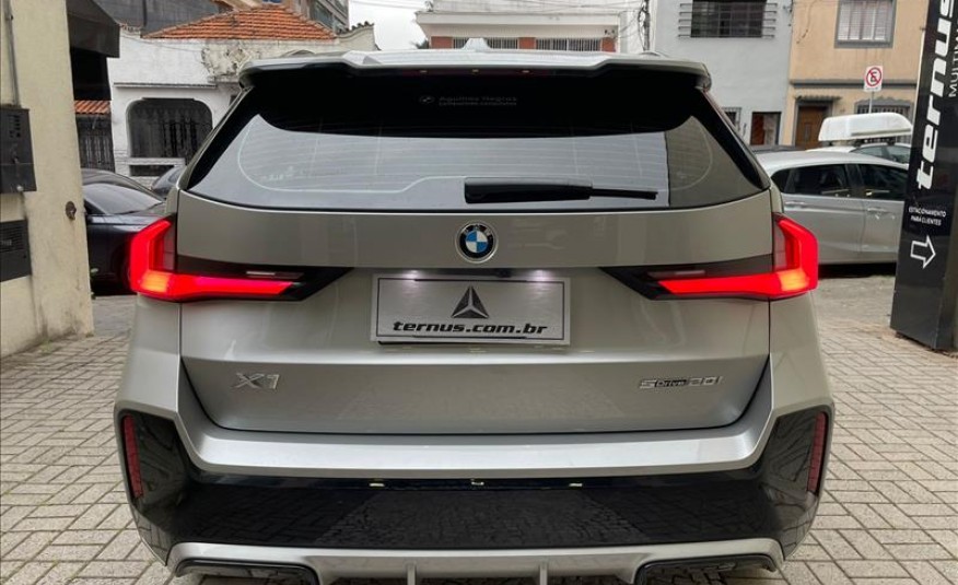 BMW X1 2.0 16V Turbo Sdrive20i M Sport 2023/2024