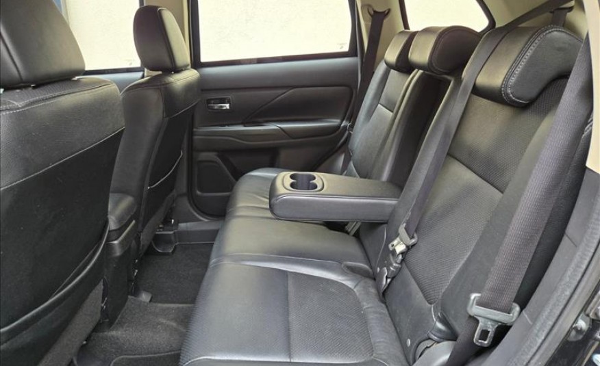 MITSUBISHI OUTLANDER 3.0 GT 4X4 V6 24V 2015/2016