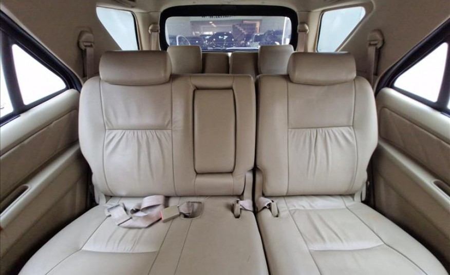 TOYOTA HILUX SW4 3.0 SRV 4X4 7 Lugares 16V Turbo Intercooler 2010/2011