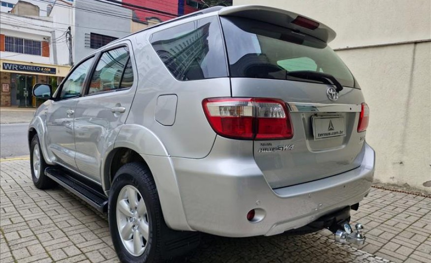 TOYOTA HILUX SW4 3.0 SRV 4X4 7 Lugares 16V Turbo Intercooler 2010/2011