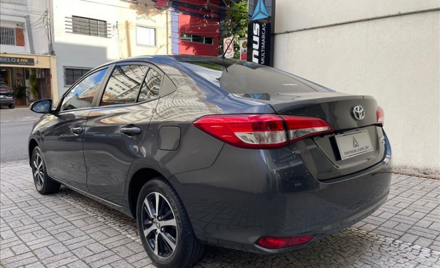 TOYOTA YARIS 1.5 16V Sedan XS Connect 2021/2022