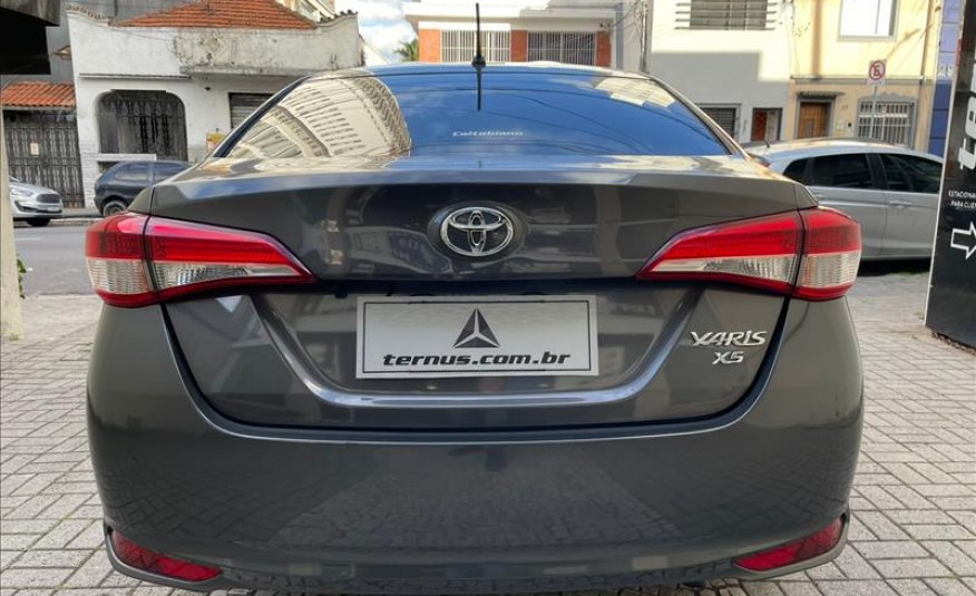TOYOTA YARIS 1.5 16V Sedan XS Connect 2021/2022