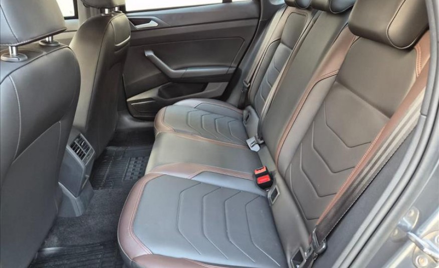 VOLKSWAGEN VIRTUS 1.0 200 TSI Highline 2023/2024