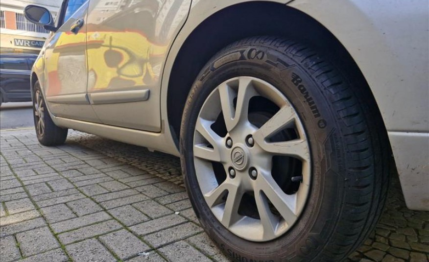 NISSAN LIVINA 1.8 SL 16V 2012/2013