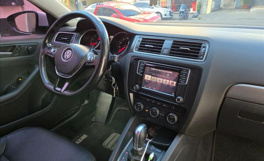 VOLKSWAGEN JETTA 1.4 16V TSI Comfortline 2017/2018