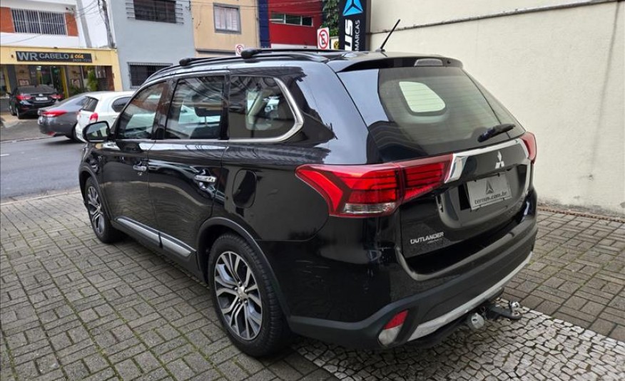 MITSUBISHI OUTLANDER 3.0 GT 4X4 V6 24V 2015/2016