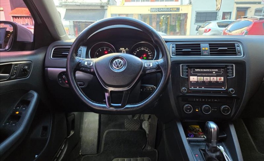 VOLKSWAGEN JETTA 1.4 16V TSI Comfortline 2017/2018