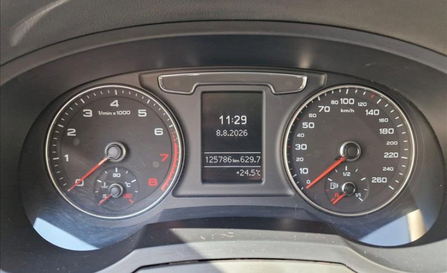 AUDI Q3 1.4 TFSI Ambiente 2016/2017