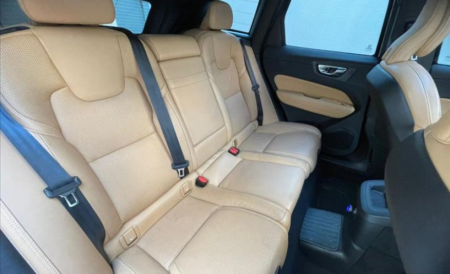 VOLVO XC60 2.0 T8 Hybrid Inscription AWD Geartronic 2019/2020