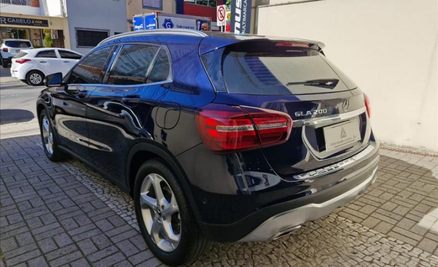 MERCEDES-BENZ GLA 200 1.6 CGI Advance 7g-dct 2018/2018