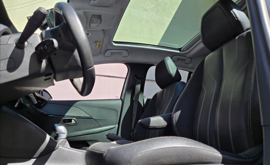 PEUGEOT 208 1.6 16V Griffe 2022/2022