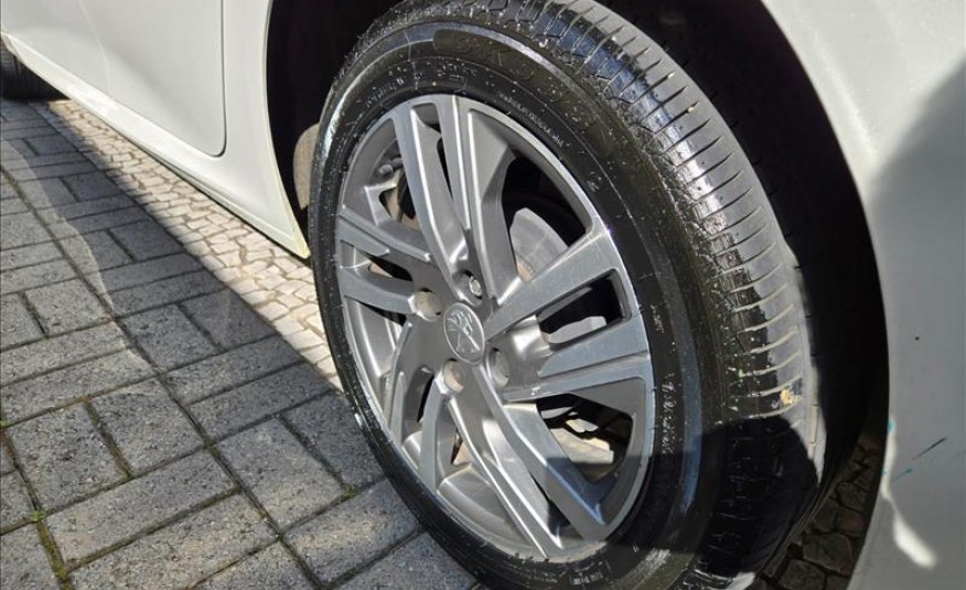 PEUGEOT 208 1.6 16V Griffe 2022/2022