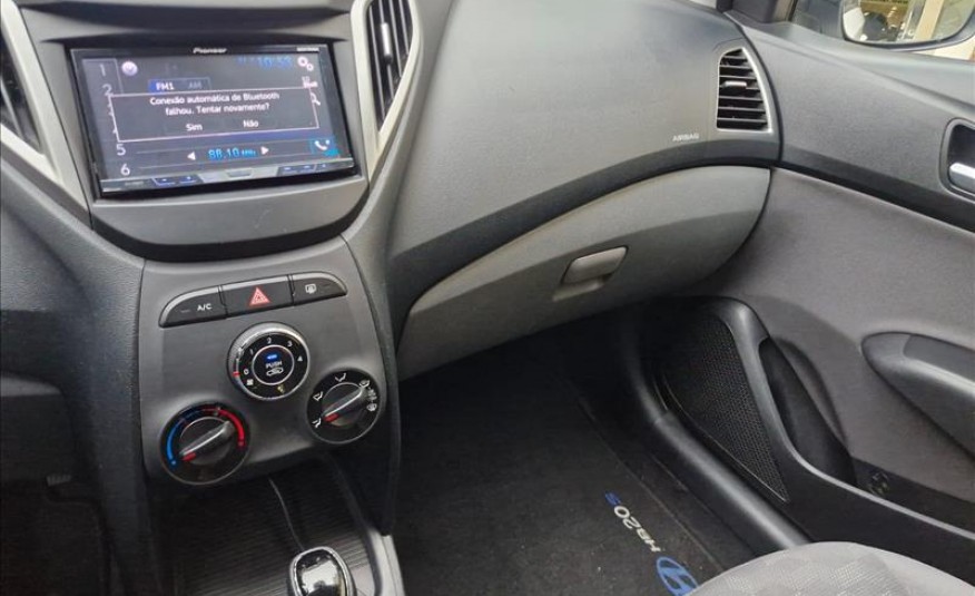 HYUNDAI HB20S 1.6 Comfort Plus 16V 2016/2017