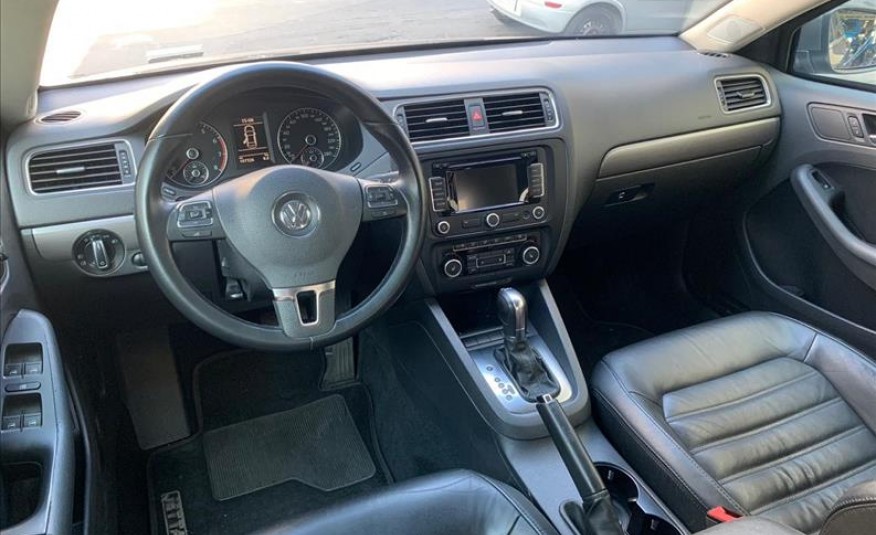 VOLKSWAGEN JETTA 2.0 TSI Highline 200cv 2012/2012
