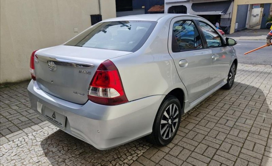 TOYOTA ETIOS 1.5 XLS Sedan 16V 2018/2019